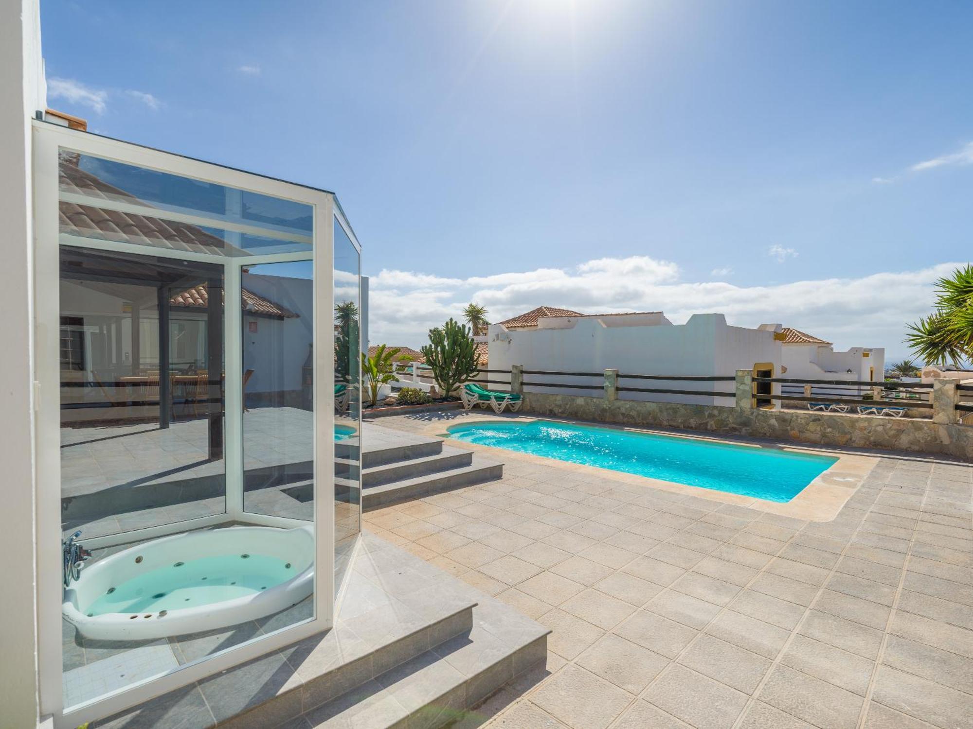 Villa Lobos With Private Pool And Bbq